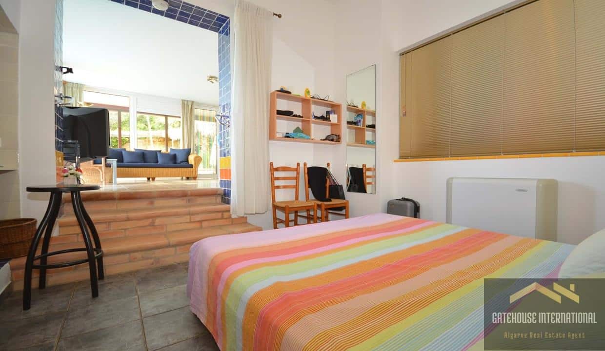 5 Bed Villa With 2 Annexes In Loule Algarve00