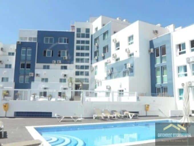 Appartement met groot terras in Albufeira Algarve000 getransformeerd