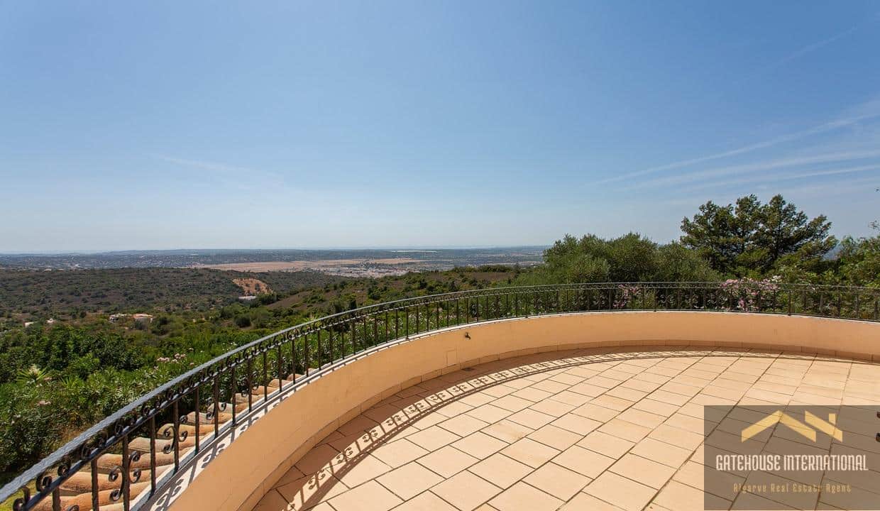 Hilltop Villa For Sale In Silves Algarve With 5 Hectares