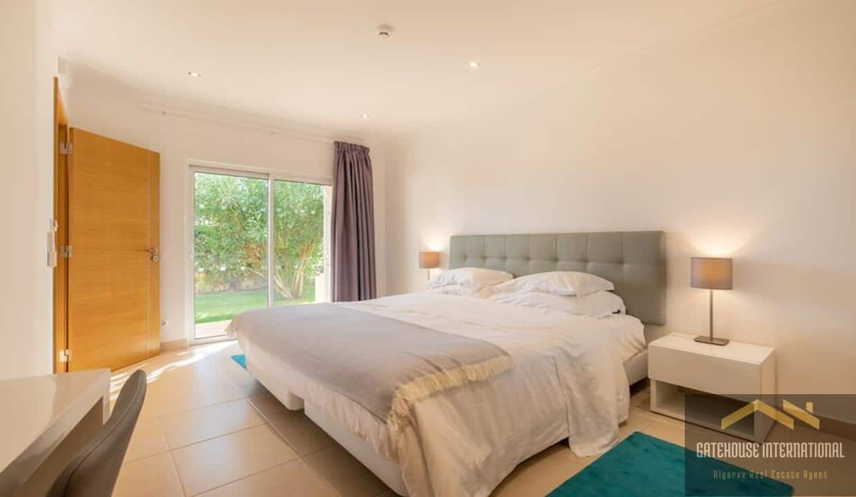 Sea View 2 Bed House In Salema Algarve43