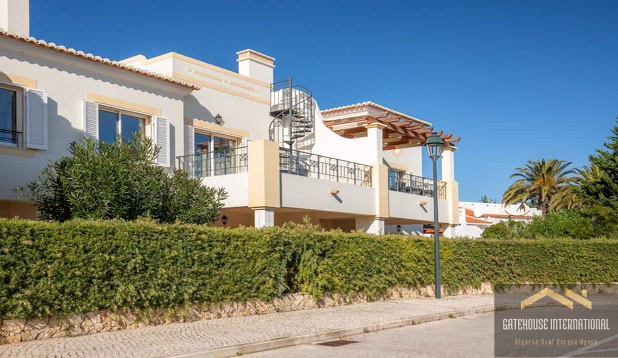 Sea View 2 Bed House In Salema Algarve5