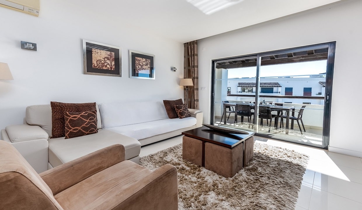 Sea View 2 Bed Luxury Apartment In Porto do Mos Lagos Algarve 4