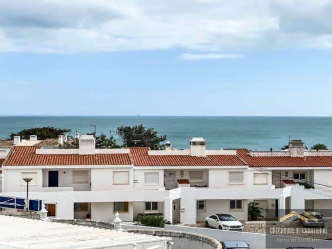 Apartment mit 3 Schlafzimmern und Meerblick in Praia da Luz, Algarve1