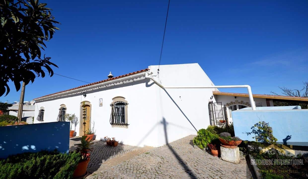 Traditional 4 Bed Villa In Corotelo Sao Bras de Alportel Algarve21