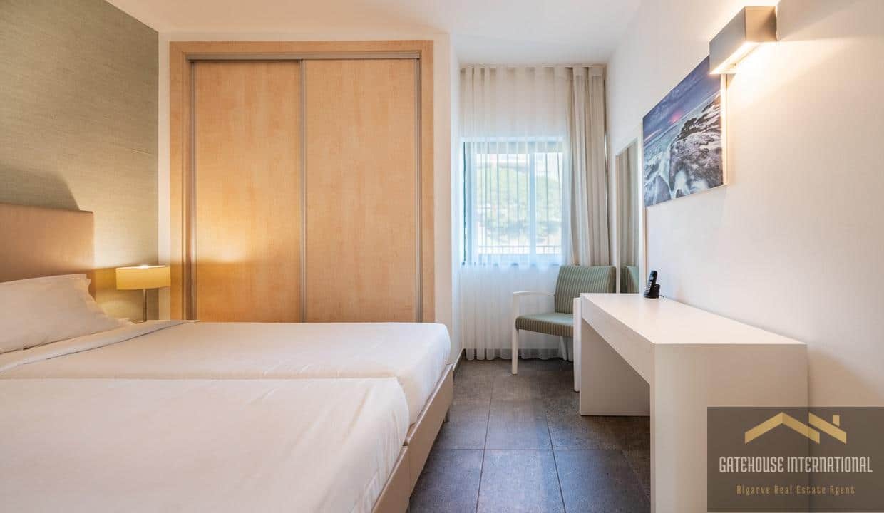 1 Bed Apartment For Sale In Portimao Algarve 09