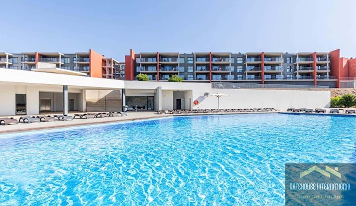 1 Bed Apartment For Sale In Portimao Algarve 2