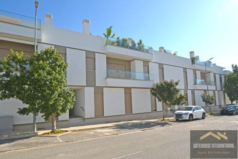 1st Floor New 2 Bed Apartment With Garage In Cabanas de Tavira Algarve