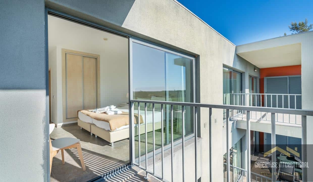 2 Bed Apartment For Sale In Portimao Algarve 09