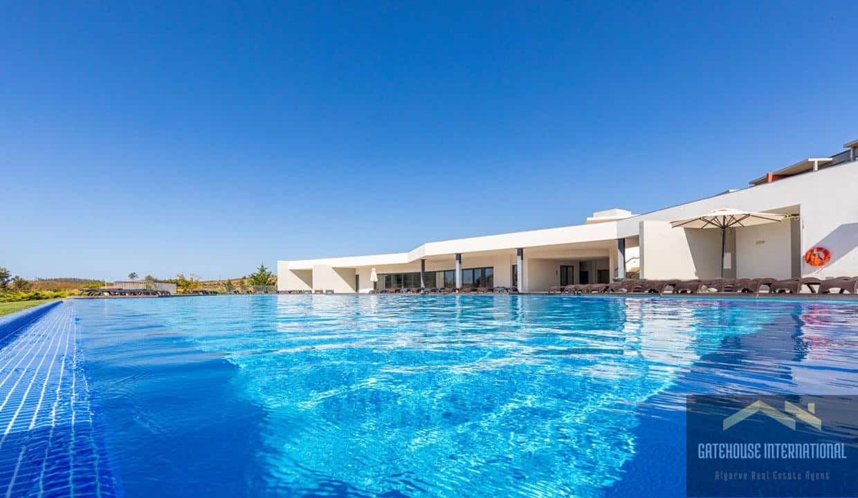2 Bed Apartment For Sale In Portimao Algarve 787