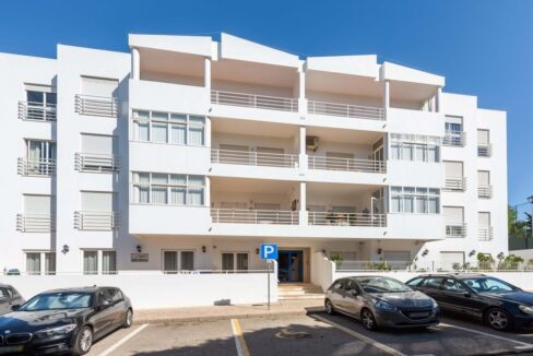 2 Bed Apartment In Lagos City Centre Algarve 8