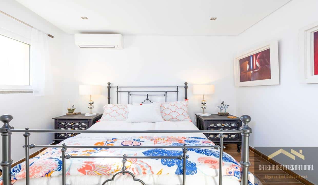 2 Bed Apartment On Vilamoura Marina Algarve For Sale9