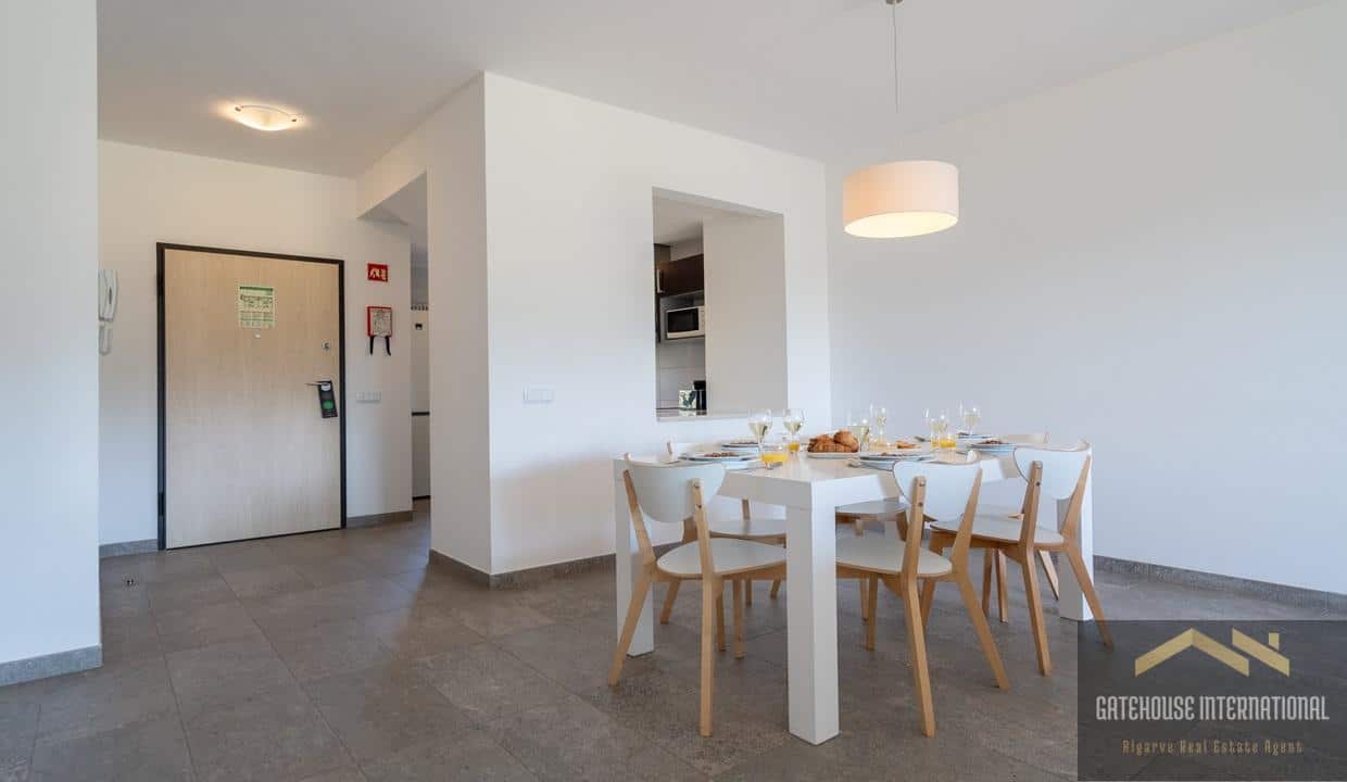 3 Bed Apartment For Sale In Portimao Algarve11