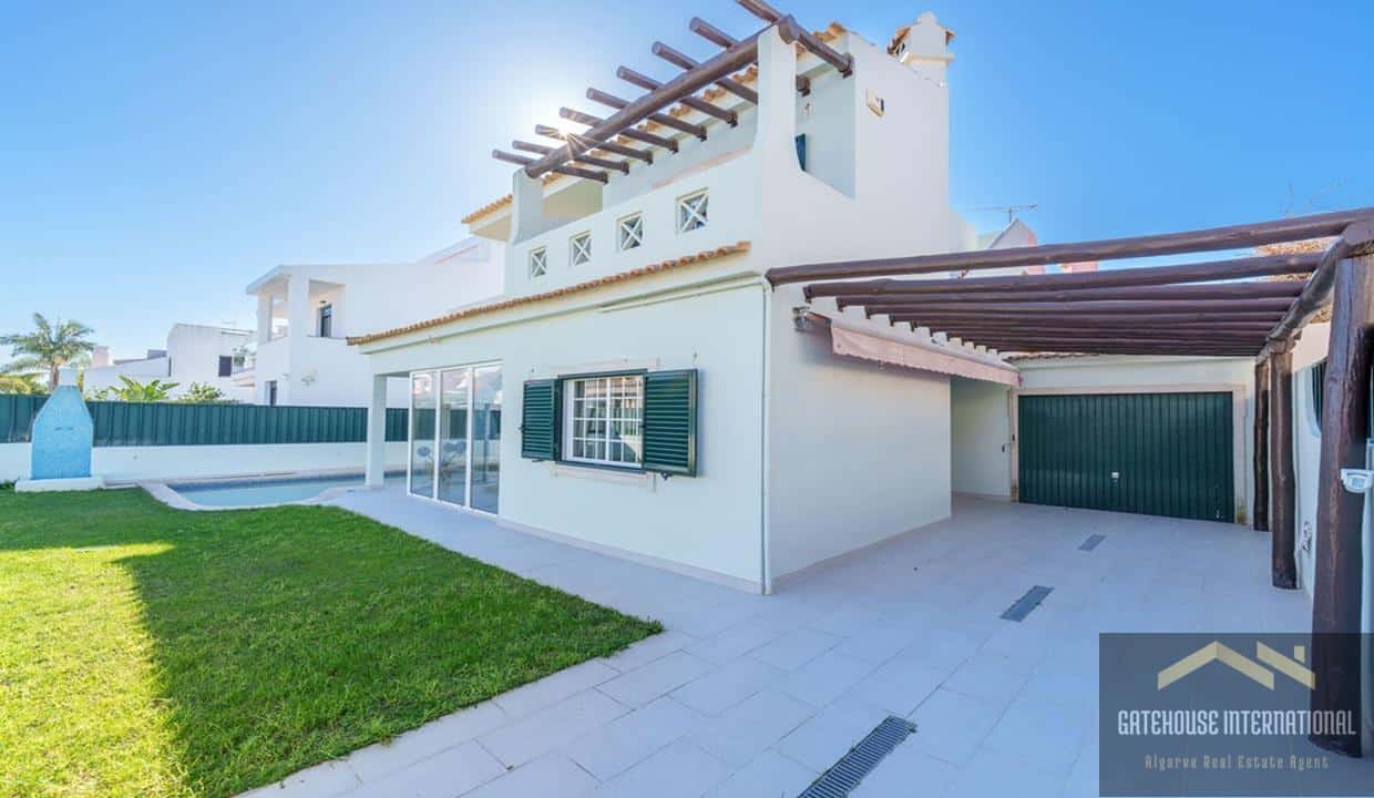 3 Bed Semi Detached Villa In Vilamoura Algarve 90