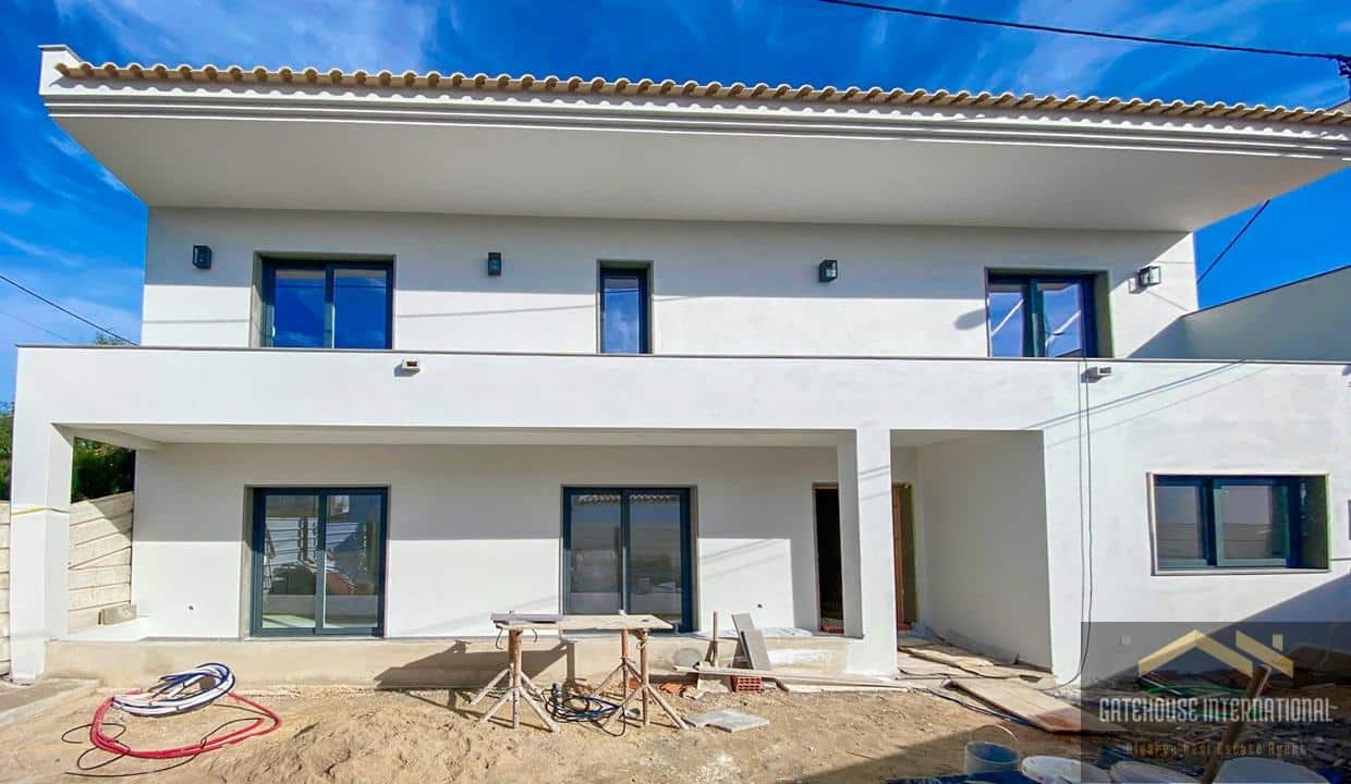4 Bed Brand New Villa In Almancil Algarve65