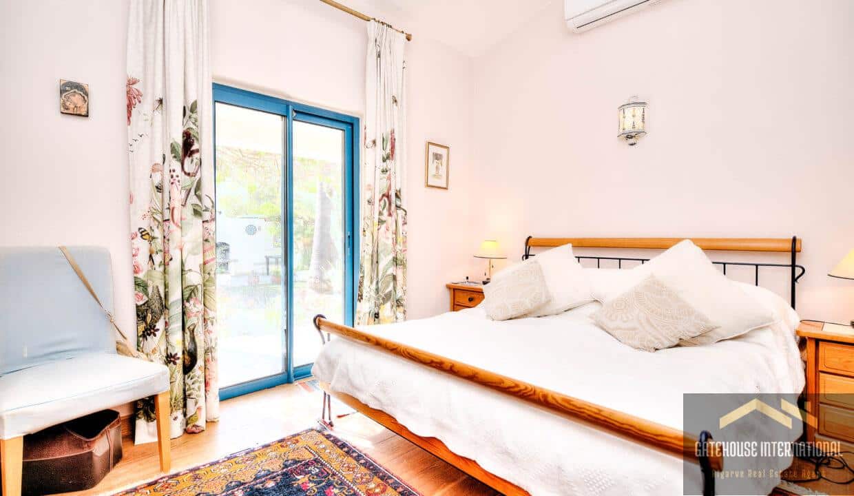 4 Bed Single Storey Villa For Sale In Loule Algarve 21