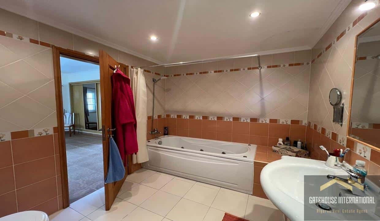 4 Bed Villa For Sale In Moncarapacho Algarve 88