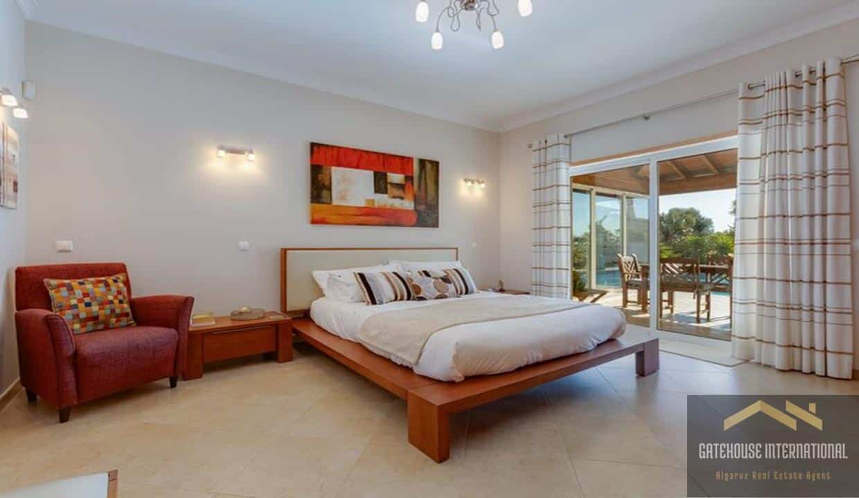 4 Bed Villa For Sale In Praia da Luz Algarve32