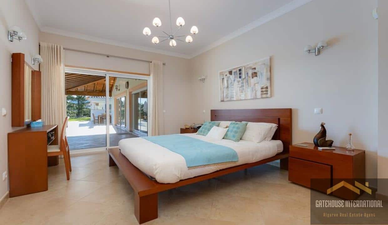 4 Bed Villa For Sale In Praia da Luz Algarve54