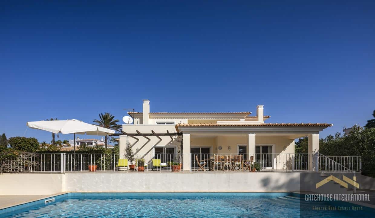 4 Bed Villa With Pool In Carvoeiro Algarve For Sale1112