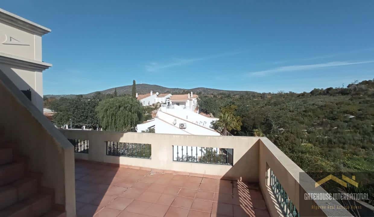 5 Bed Villa For Sale In Moncarapacho Algarve 32