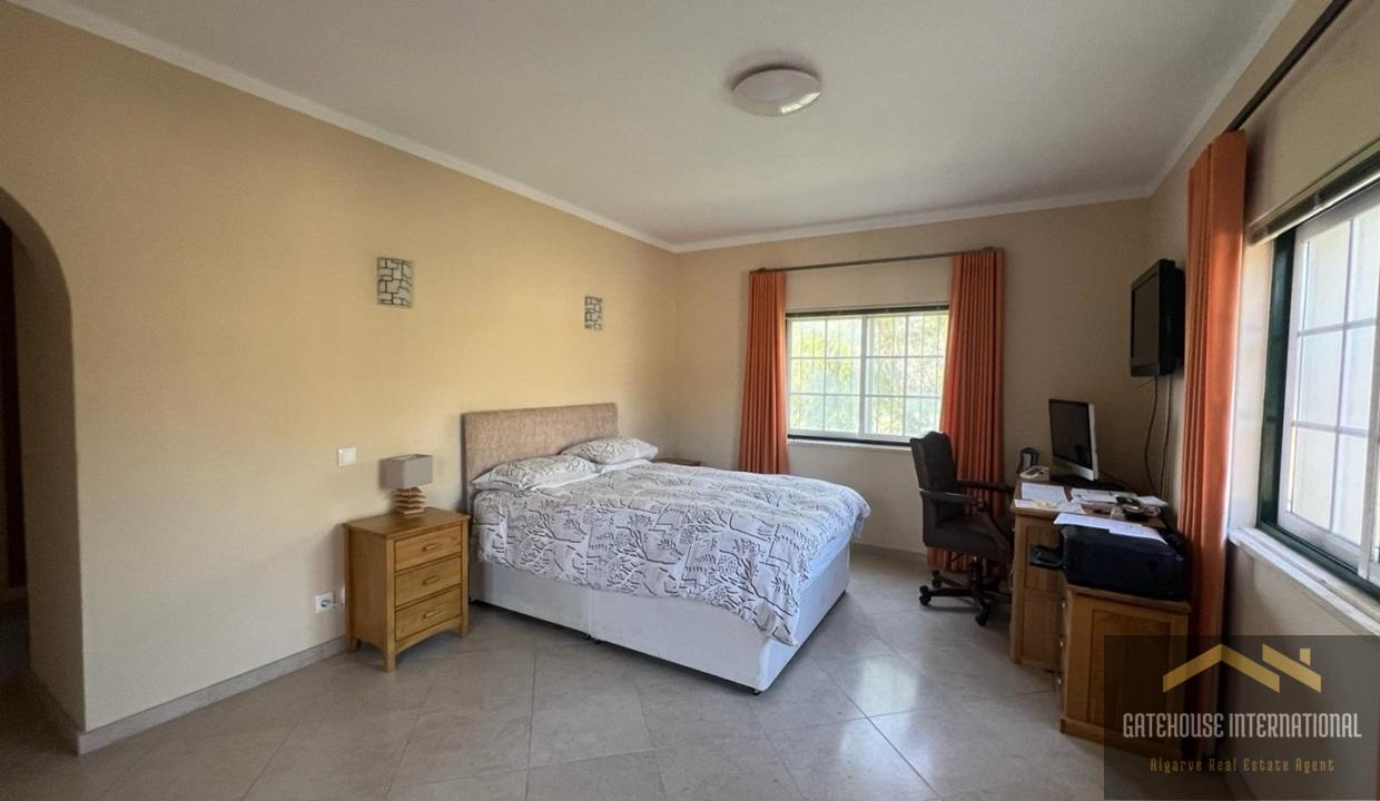 6 Bed Villa With Guest Annexe & Pool & Tennis Court In Santa Barbara de Nexe Algarve 099