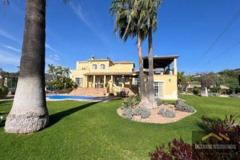 6 Bed Villa With Guest Annexe & Pool & Tennis Court In Santa Barbara de Nexe Algarve 8