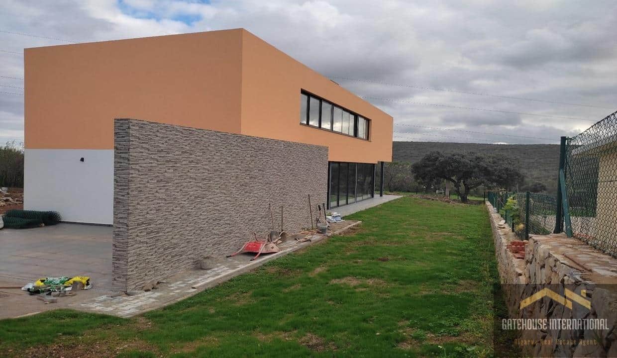 Brand New 4 Bed Villa For Sale in Loule Algarve 89