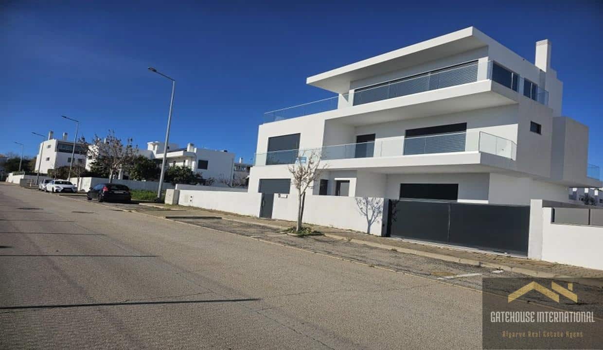 Brand New Contemporary 6 Bed Villa In Tavira Algarve 90