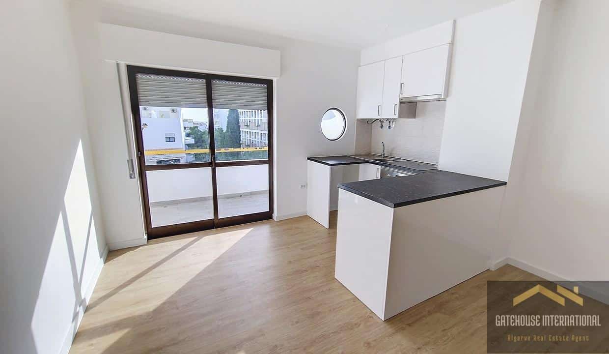 Renovated 1 bed Apartment In Montechoro Albufeira Algarve 4