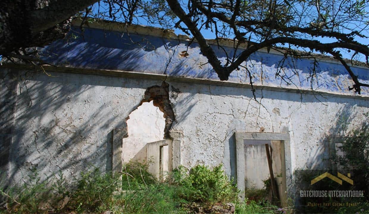 Ruin With 2 Hectares In Loule Algarve For Sale 0