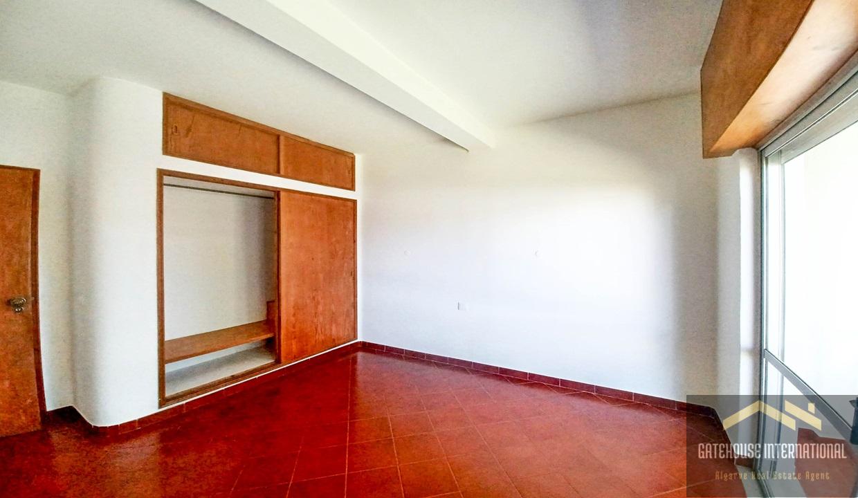 2 Bed Apartment For Sale In Quarteira Algarve 98