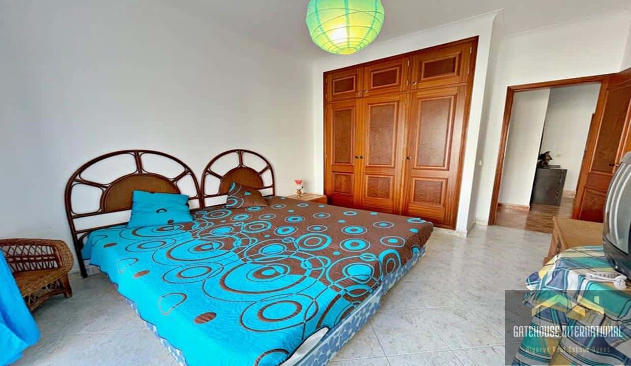 2 Bed Apartment In Praia da Luz Algarve9