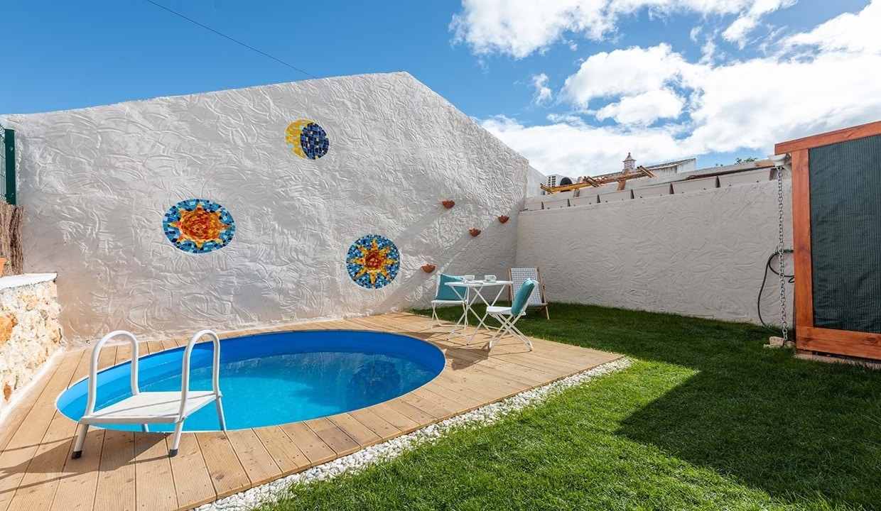 2 Bed House With A Pool In Alvor Algarve 87