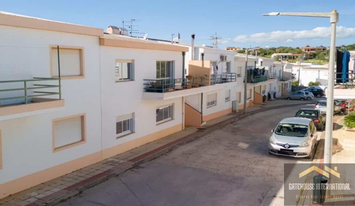 23 3 Bed Apartment In Almadena Luz Algarve