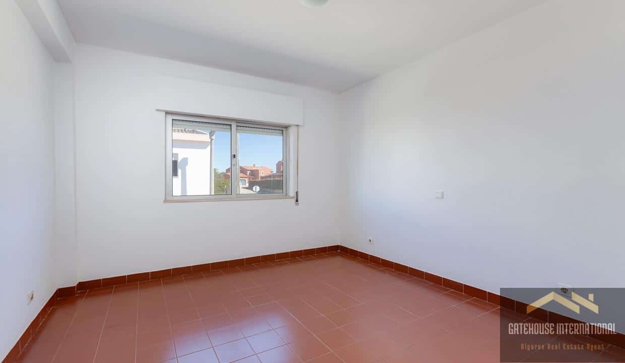 3 Bed Apartment In Almadena Luz Algarve7