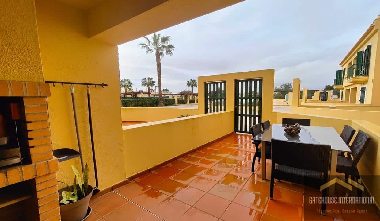 3 Bed Apartment With Pool In Encosta das Oliveiras Vilamoura 5