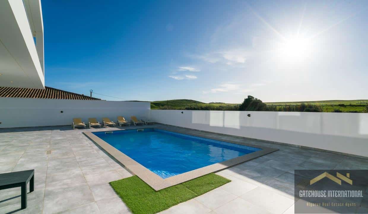3 Bed Modern Villa In Vila do Bispo Algarve43
