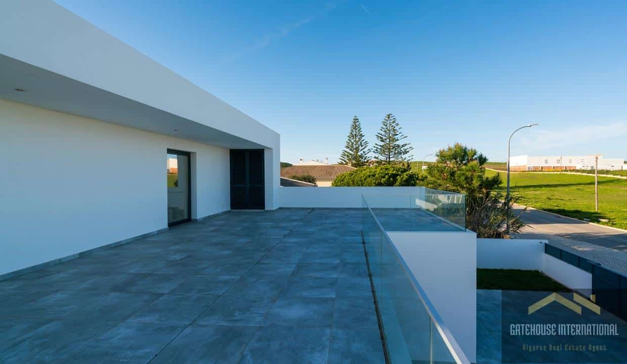 3 Bed Modern Villa In Vila do Bispo Algarve78