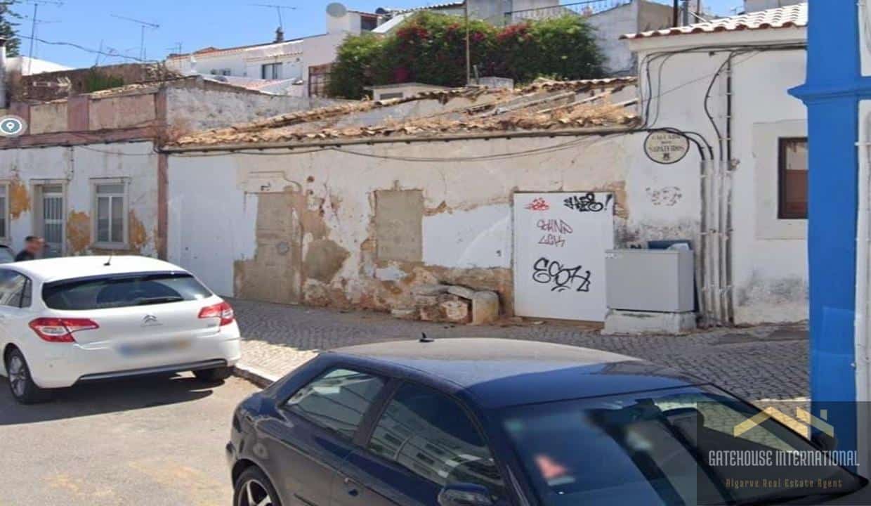 3 Bed Ruin Townhouse For Renovation in Loule Centre Algarve3