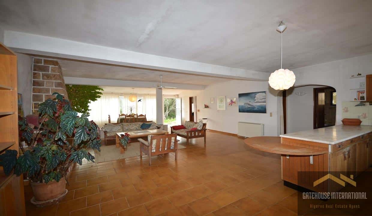 3 Bed Villa With A Large Plot In Santa Barbara Algarve43