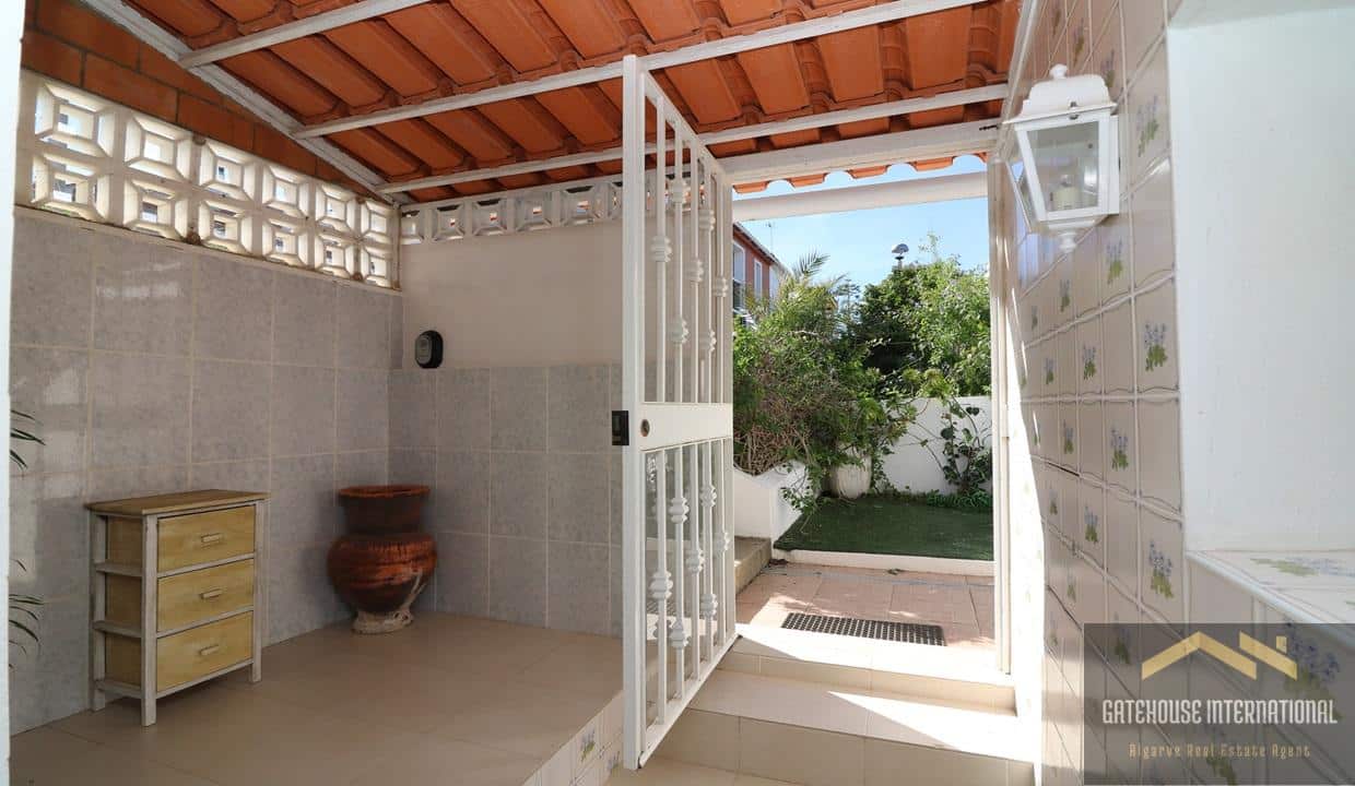 3 Bed Villa With Pool In Sao Bras de Alportel Algarve09
