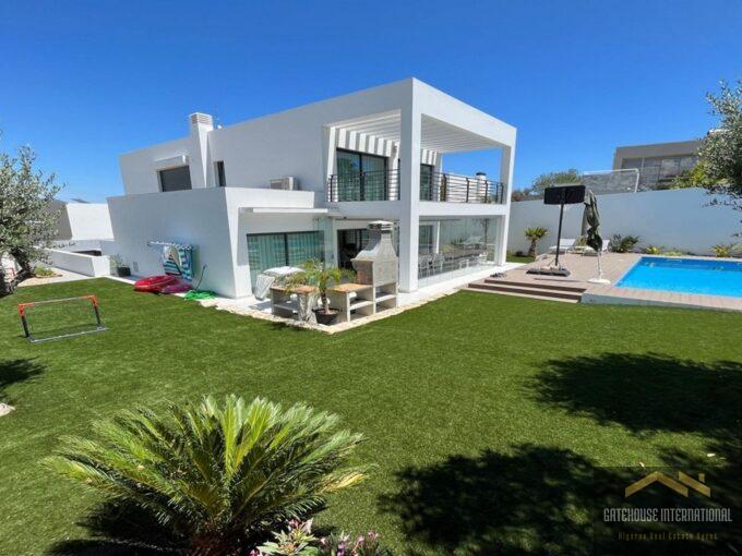 4 Bed Modern Villa In Alcantarilha Central Algarve 1