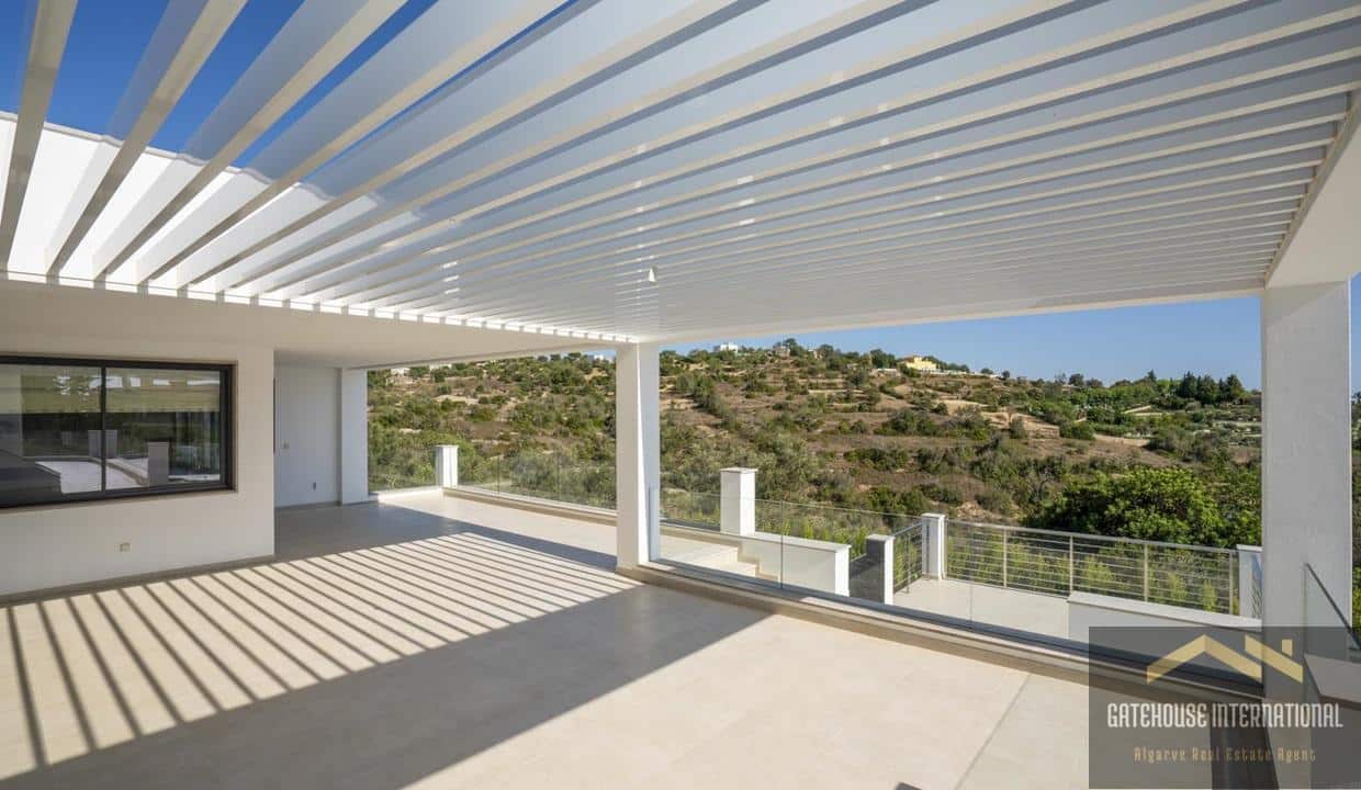 4 Bed Modern Villa In Loule Algarve With Coastal Views 09