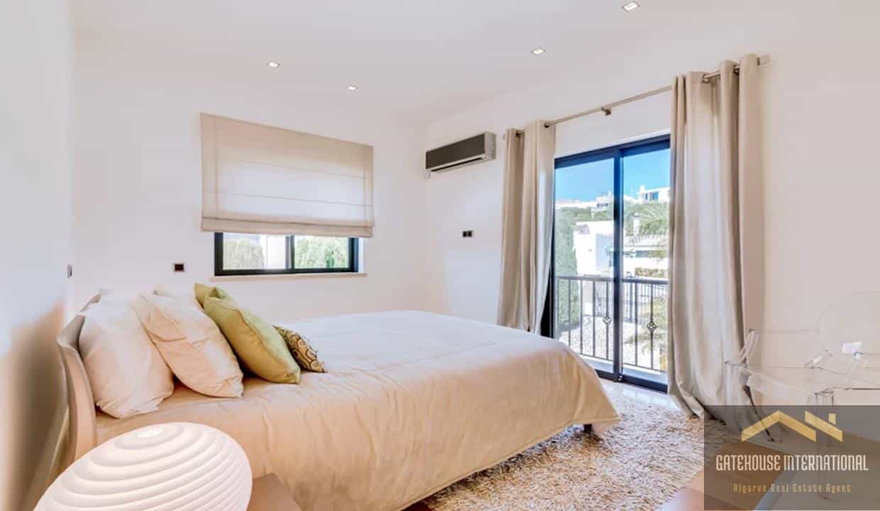 4 bed Quality Linked Villa In Vale Formoso Almancil Algarve09