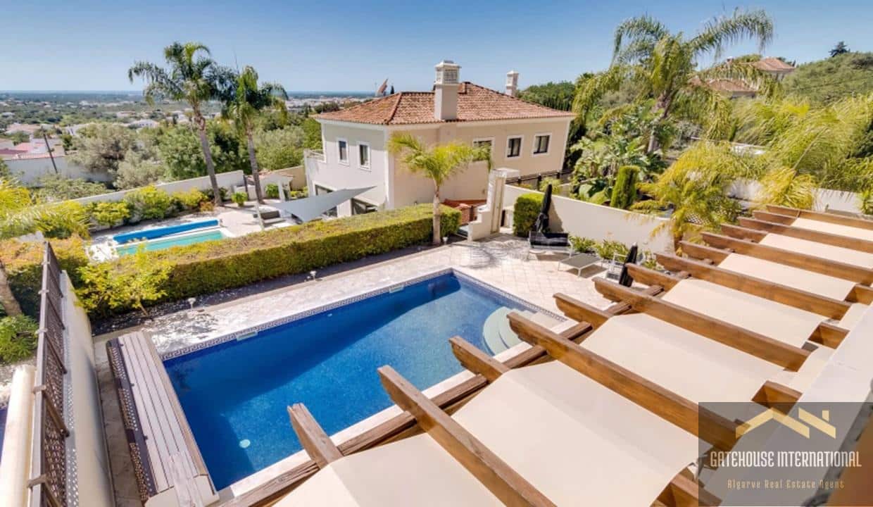 4 bed Quality Linked Villa In Vale Formoso Almancil Algarve9