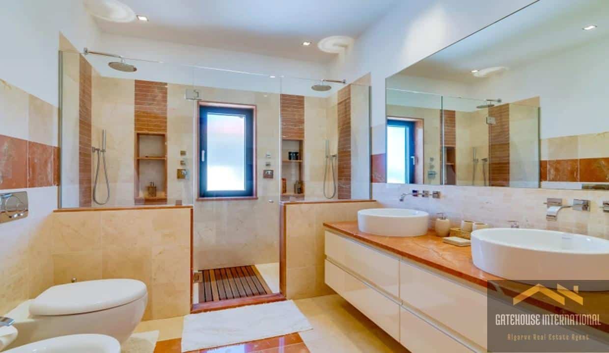 4 bed Quality Linked Villa In Vale Formoso Almancil Algarve98