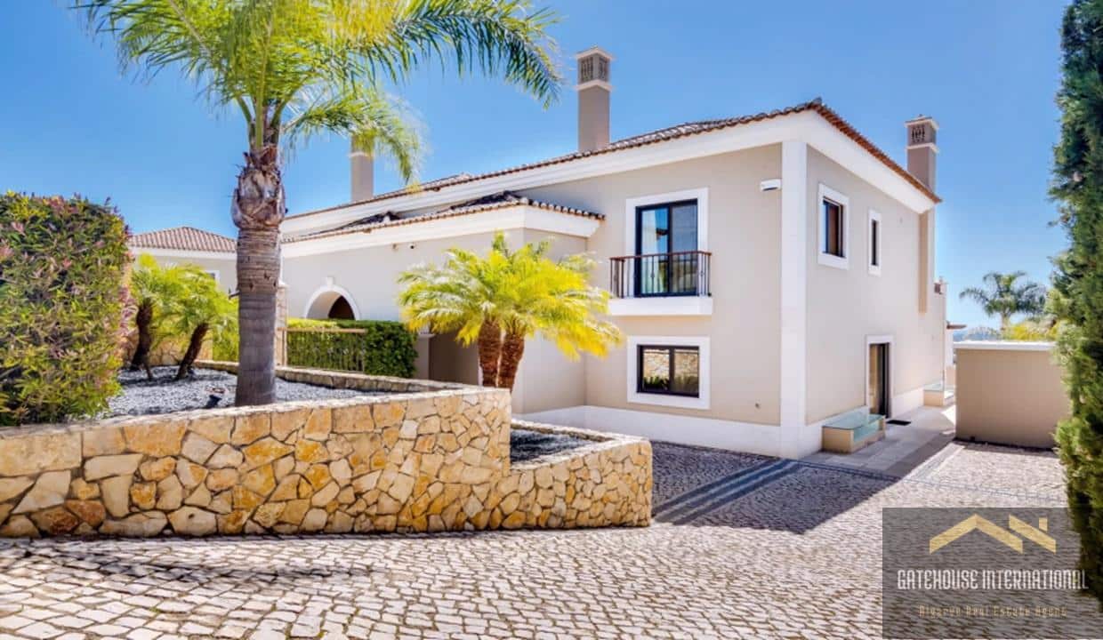 4 bed Quality Linked Villa In Vale Formoso Almancil Algarve99