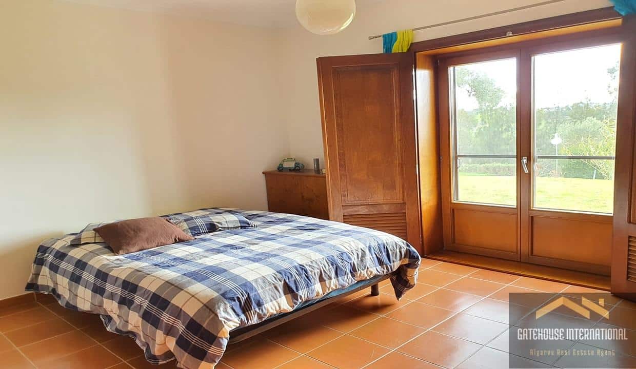 5 Bed Villa With Pool In Sao Bras de Alportel Algarve 00
