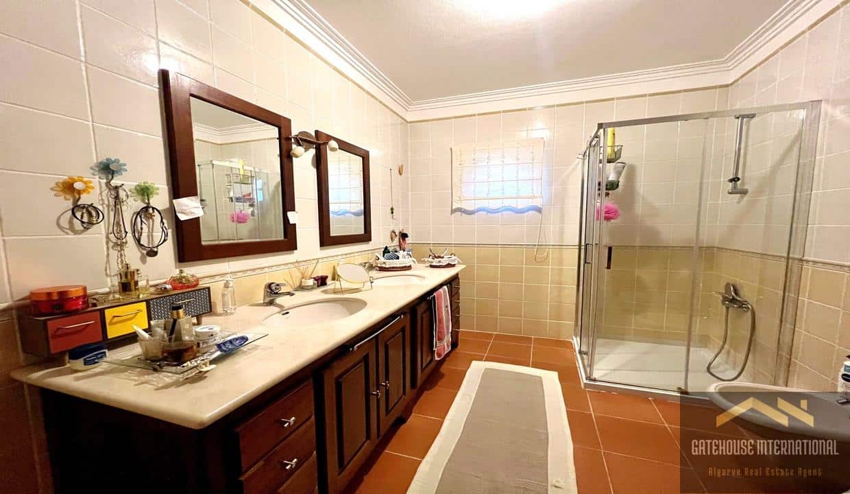 5 Bed Villa With Pool In Sao Bras de Alportel Algarve 8