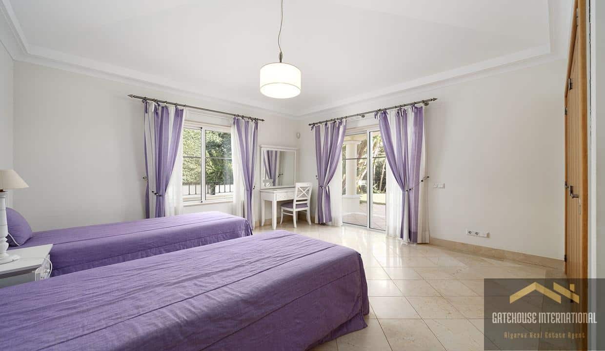 5 bed Villa Near Quinta do Lago Golf Resort Algarve 7